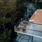 Guest house Villa Amore Brela 3*