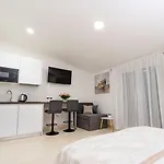 Guest house Villa Amore Brela Brela