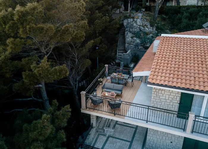 بيت ضيافة Villa Amore Brela 3*