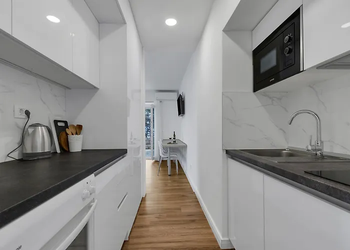 Villa Amore Brela بيت ضيافة بريلا