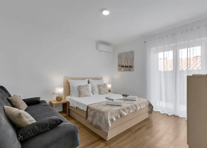 بيت ضيافة Villa Amore Brela 3*