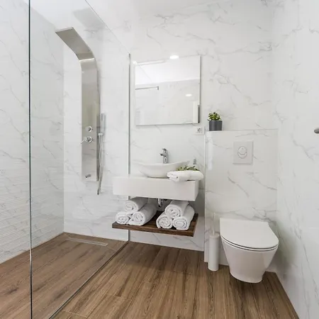 Гостевой дом Villa Amore Brela 3*