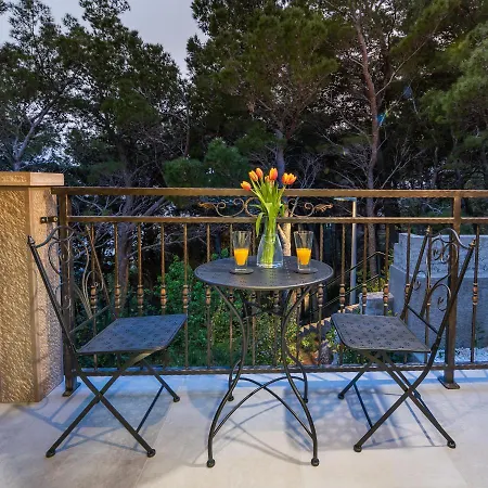 Villa Amore Brela Гостевой дом 3*