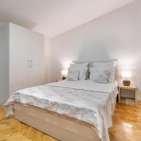 Guest house Villa Amore Brela