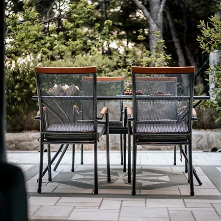 Villa Amore Brela 3*