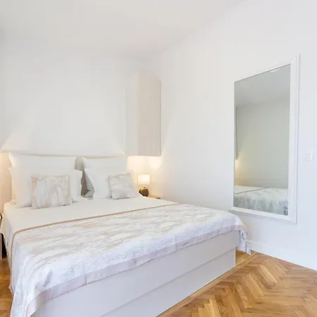 Villa Amore Brela Гостевой дом 3*