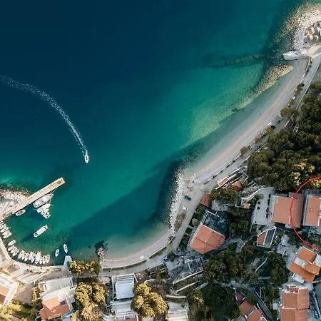 Villa Amore Brela Гостевой дом