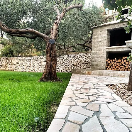 بيت ضيافة Villa Amore Brela بريلا