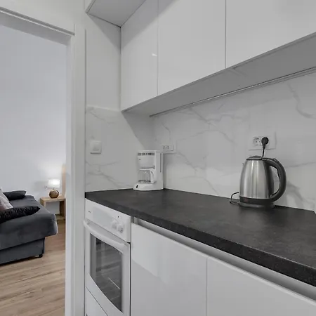 Guest house Villa Amore Brela 3*