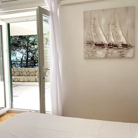 Villa Amore Brela ブレラ